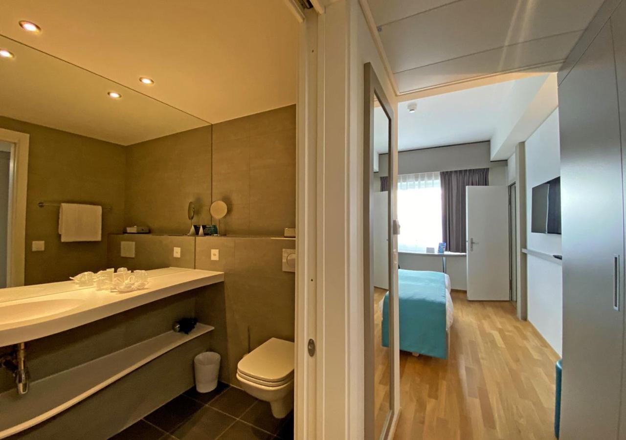 Aquatis Hotel Lozanna Zewnętrze zdjęcie