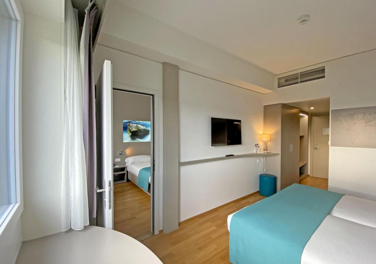Aquatis Hotel Lozanna Zewnętrze zdjęcie