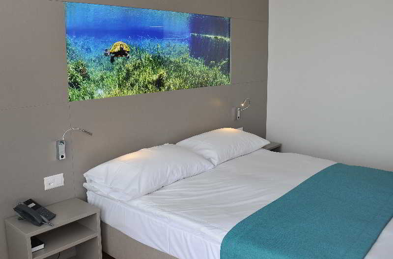 Aquatis Hotel Lozanna Zewnętrze zdjęcie
